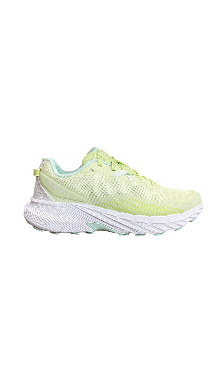 Tênis desportivo Merrell verde claro com sola branca