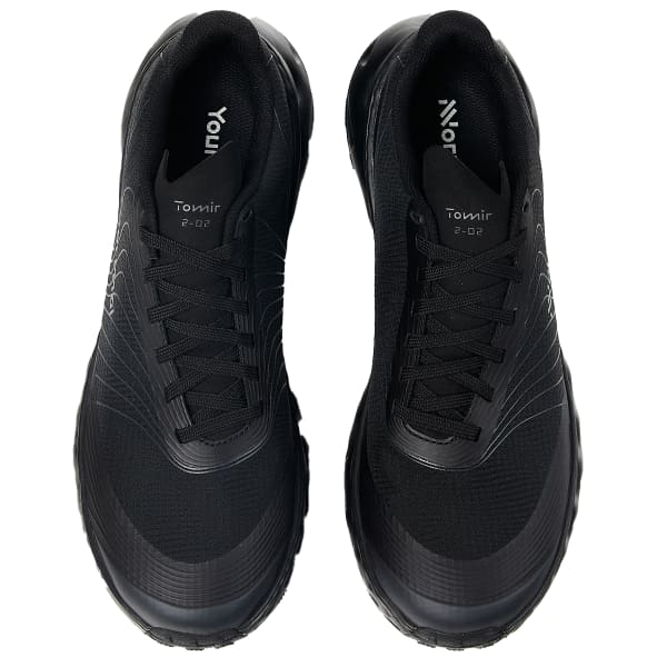 Par de sapatilhas desportivas pretas vista de cima