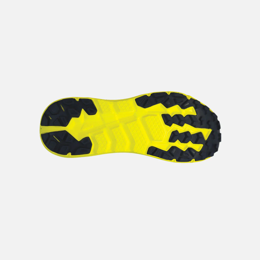 Sola de sapato desportivo amarela e preta