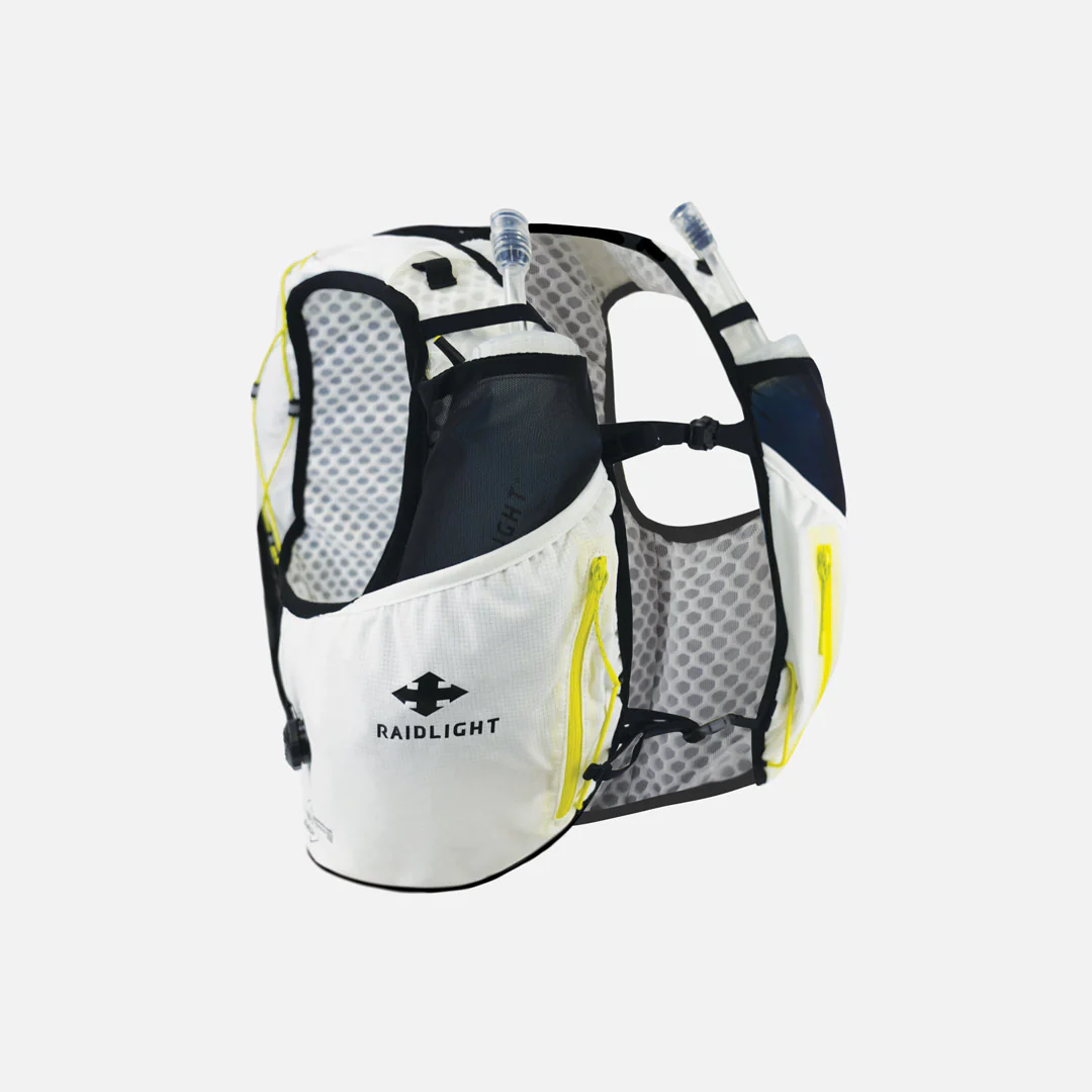 Mochila de corrida Raidlight branca com bolsos e garrafões