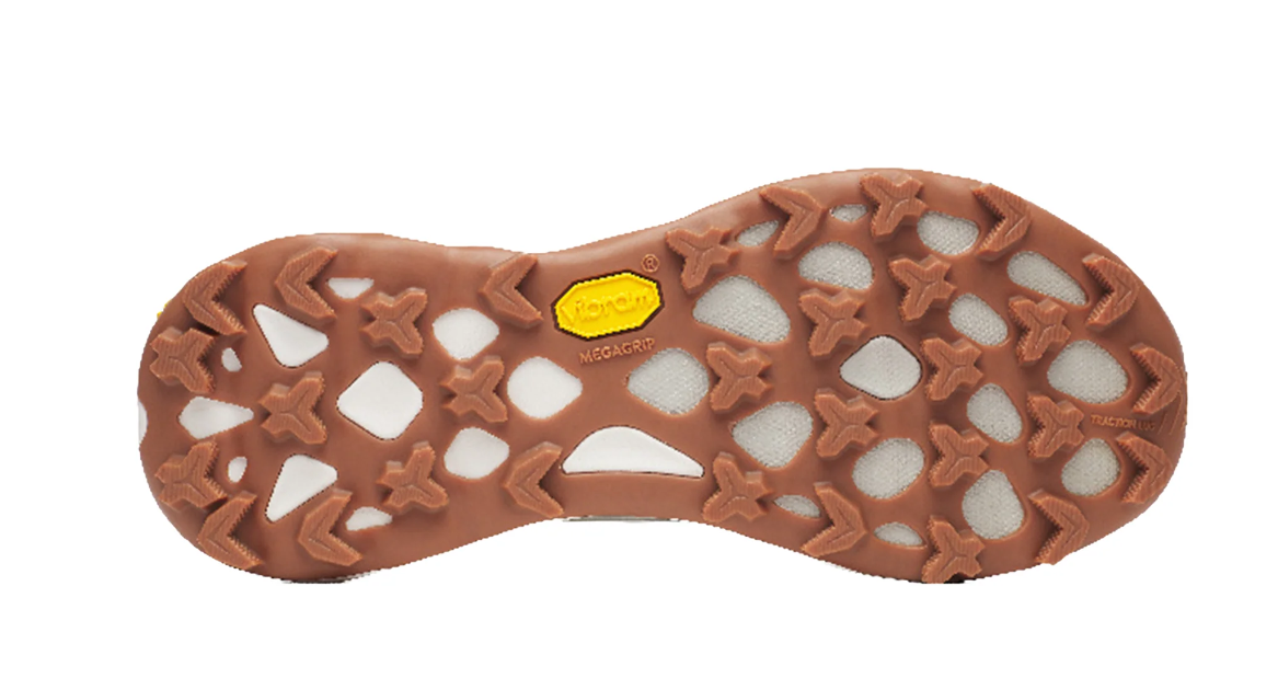 Sola de sapato desportiva castanha com texto Vibram MEGAGRIP