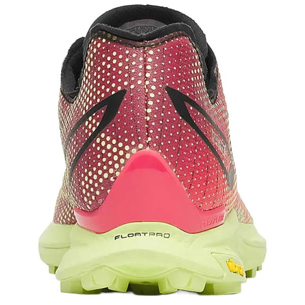 Tênis desportivo vermelho com pontos brancos e sola verde clara FLOATPRO