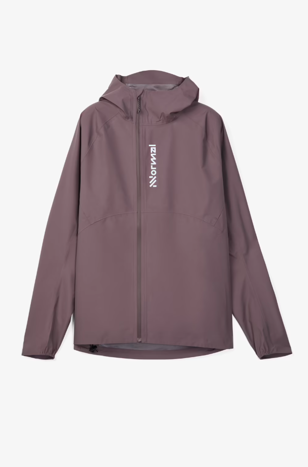 casaco impermeável roxo com capuz e fecho à frente