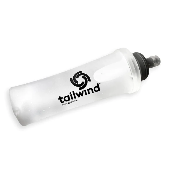Garrafa desportiva branca com tampa preta e logo tailwind nutrition