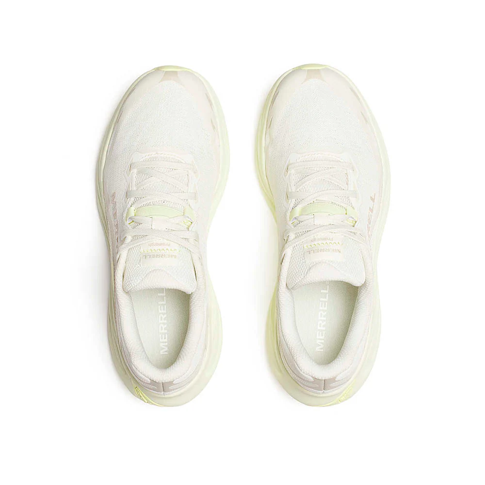 Par de sapatilhas desportivas Merrell brancas vistas de cima
