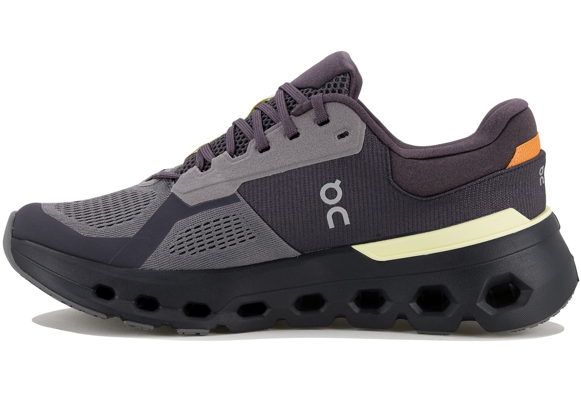 Ténis desportivos On cinza com sola preta hexagonal