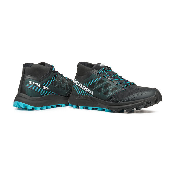 Ténis de corrida Scarpa Spin ST em preto e azul com sola robusta