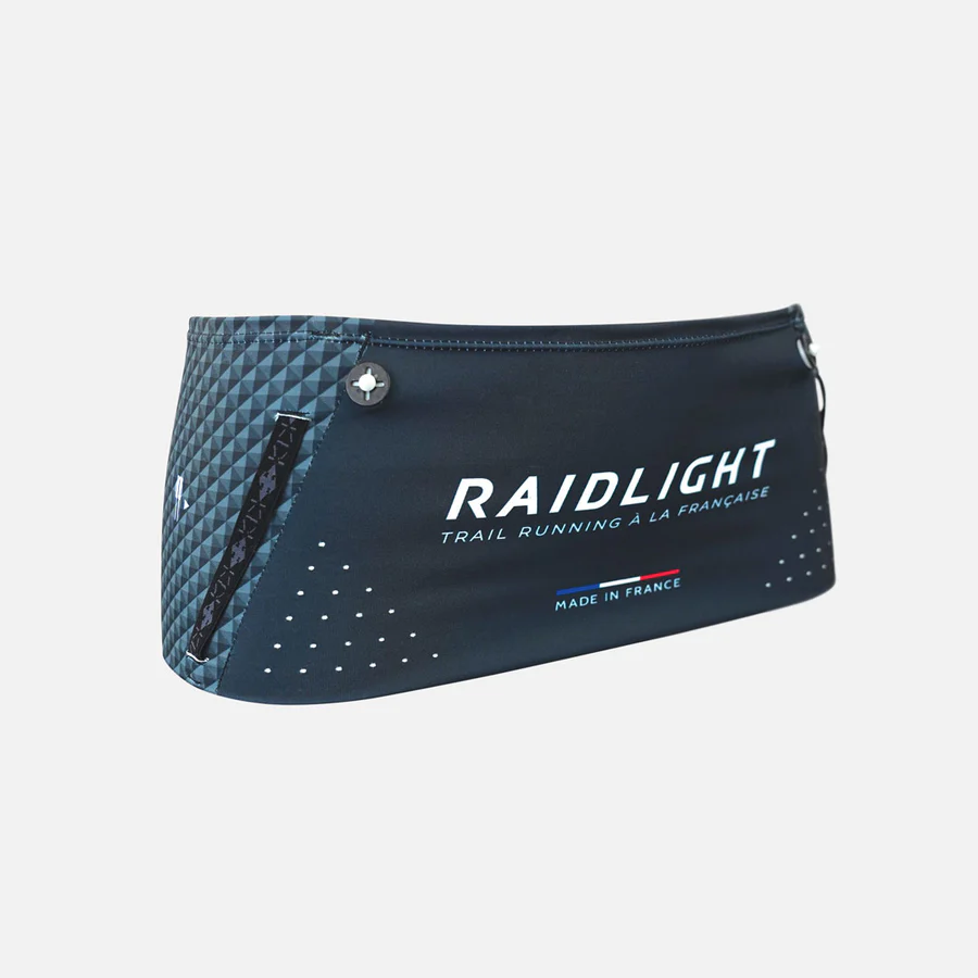 Cinto desportivo preto e cinza RAIDLIGHT com texto e padrões geométricos.