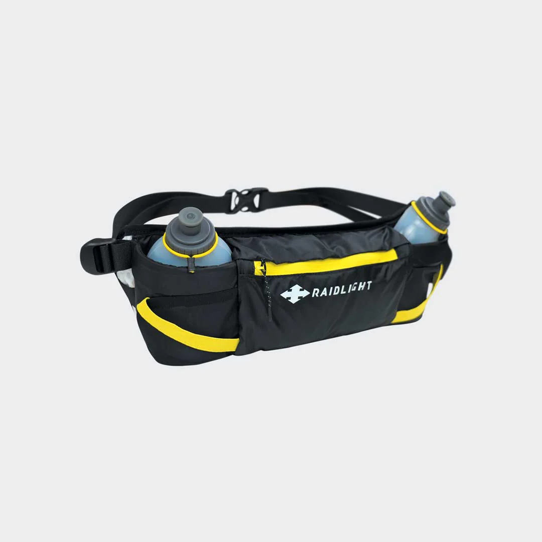 Cinto desportivo preto e amarelo Raidlight com garrafas de água azuis