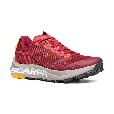 Tênis de corrida SCARPA vermelho, rosa e amarelo com sola cinzenta e preta