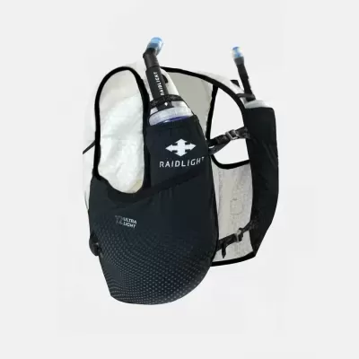 Colete de hidratação preto RAIDLIGHT com garrafas flexíveis nos bolsos frontais