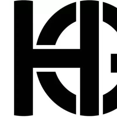 Logótipo com as letras H e G em preto e texto SPORT HG ao lado em preto e vermelho