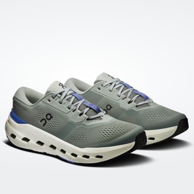 Par de sapatilhas desportivas cinzentas com detalhes azul e branco