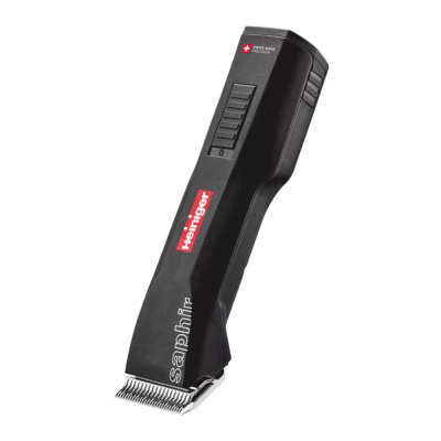 máquina de cortar cabelo preta com lâmina metálica e texto Heiniger