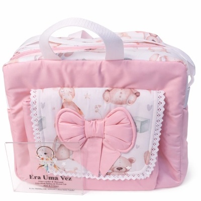 Mala de bebé rosa e branca com padrão de ursos e laço almofadado