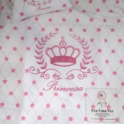 Conjunto de cama branco com estrelas cor-de-rosa e bordado de coroa Princesa