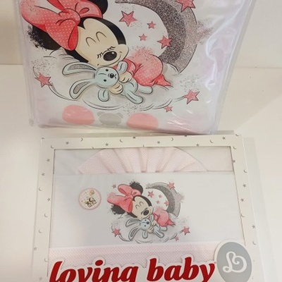 Conjunto de roupa de bebé cor-de-rosa com Minnie Mouse a dormir e texto loving baby