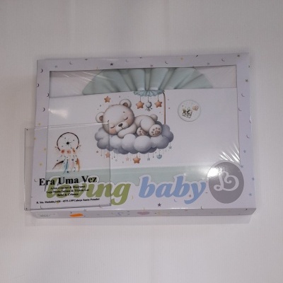 Caixa de produto para bebé com ursinho a dormir numa nuvem e texto era uma vez