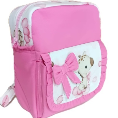 Mochila infantil rosa com bolso branco e estampa de girafa