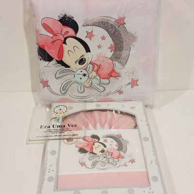 Conjunto de cama de bebé rosa com estampa Minnie