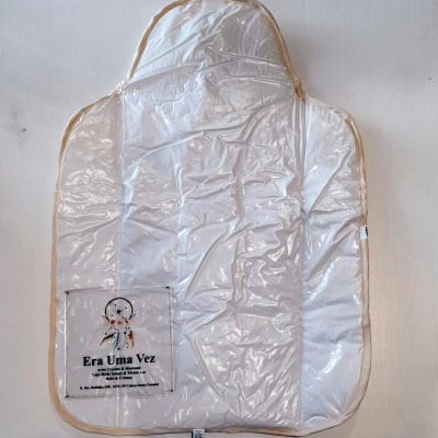 Capa protetora plástica transparente com bolso frontal e desenho de apanhador de sonhos