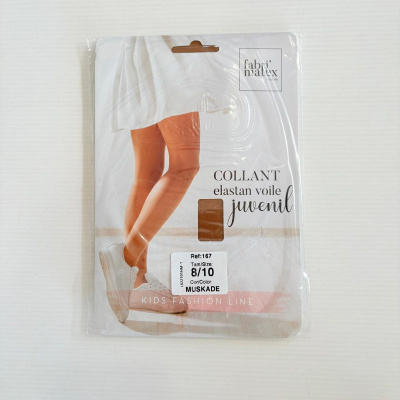 Embalagem de collants elástano voile juvenis, tamanho 8/10, cor Muskade, com imagem de pernas de criança e fundo branco