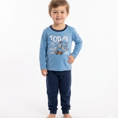 Pijama infantil azul claro e azul escuro com estampa e texto