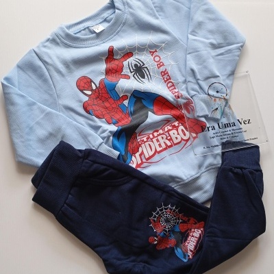 Conjunto de roupa de criança com estampa Homem-Aranha