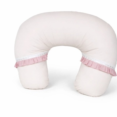 Almofada de pescoço creme com folho rosa e renda branca