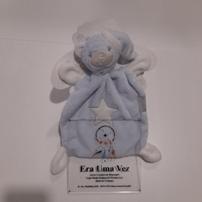 Pelúcia manta azul com estrela branca e rosto sorridente