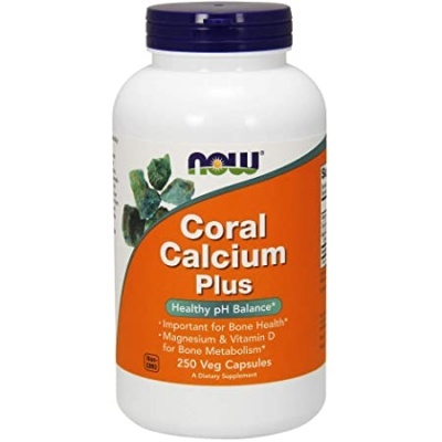 Frasco de suplemento NOW Coral Calcium Plus com etiqueta laranja