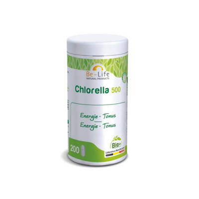 Frasco de suplemento Chlorella 500 Be-Life em fundo branco