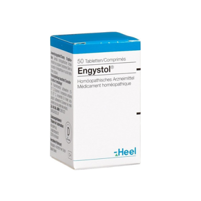 Embalagem de comprimidos Engystol branca e azul com texto em alemão e francês