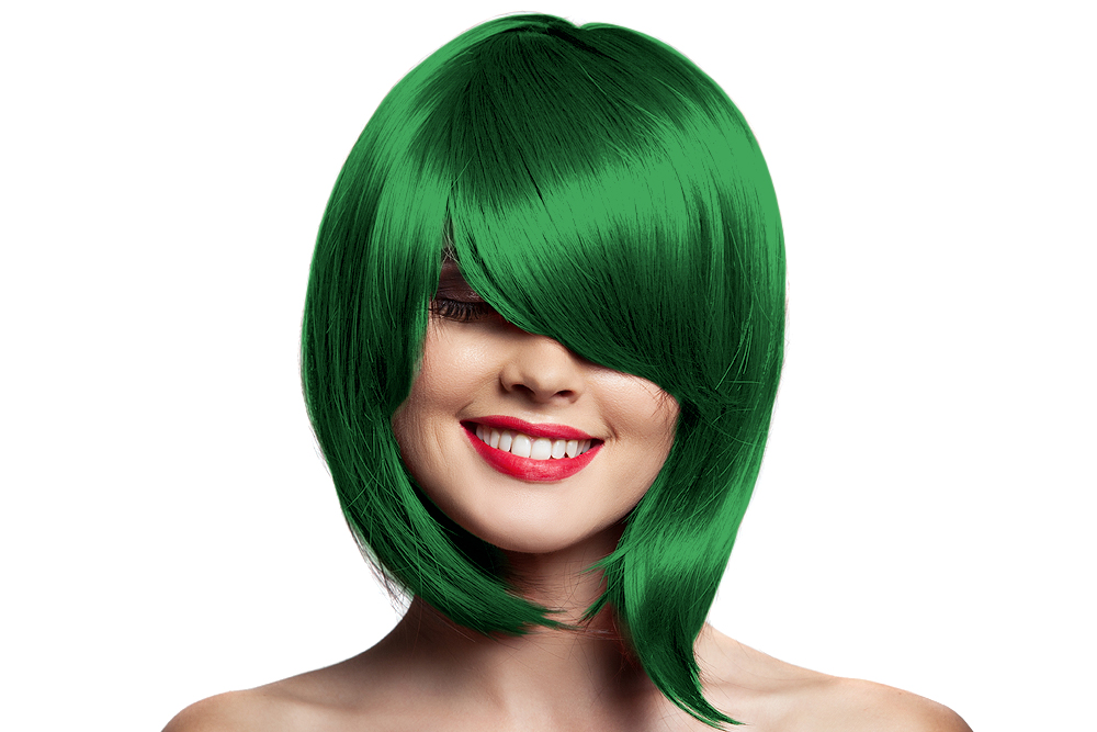 Mulher com peruca verde lisa e corte bob com franja lateral