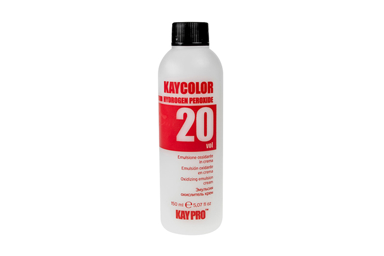 Frasco branco com tampa preta de água oxigenada KAYCOLOR 20 volume