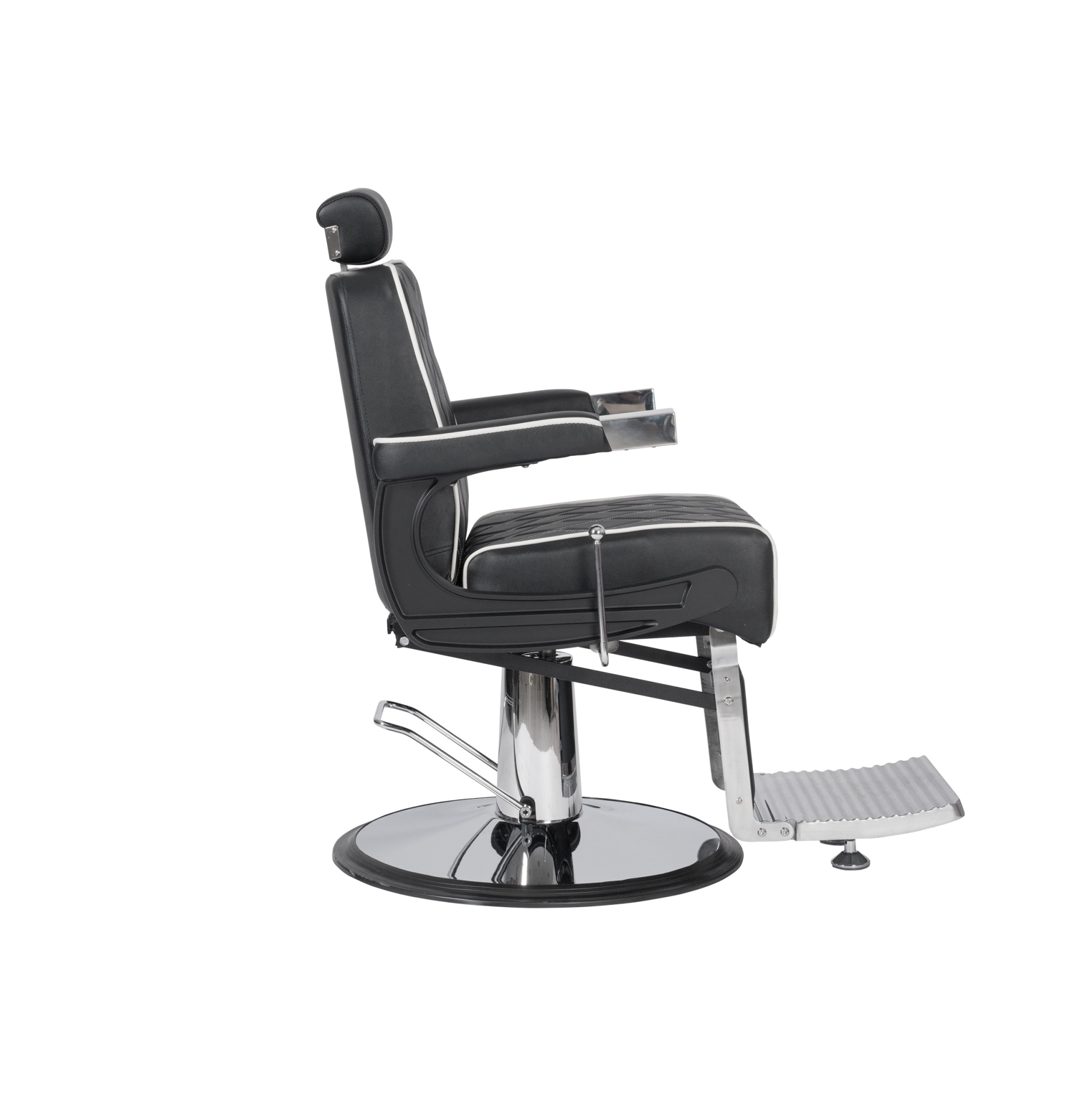Cadeira de barbeiro preta com base e apoio de pés em metal cromado