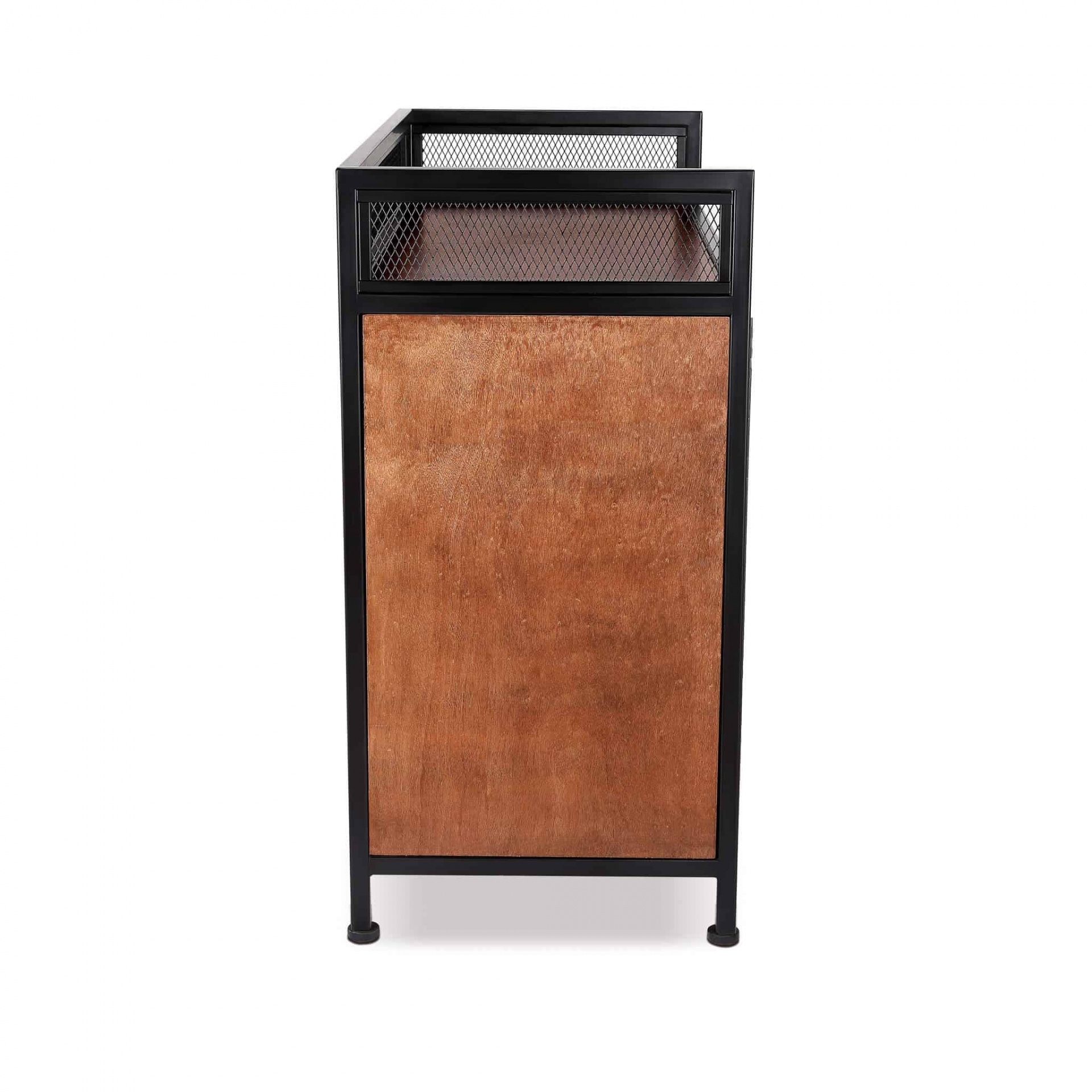 Contentor metálico preto com painel castanho e grelha superior
