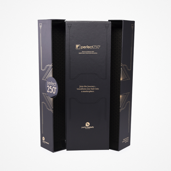 Embalagem preta do produto perfect 250° da fortebeauty sobre fundo branco