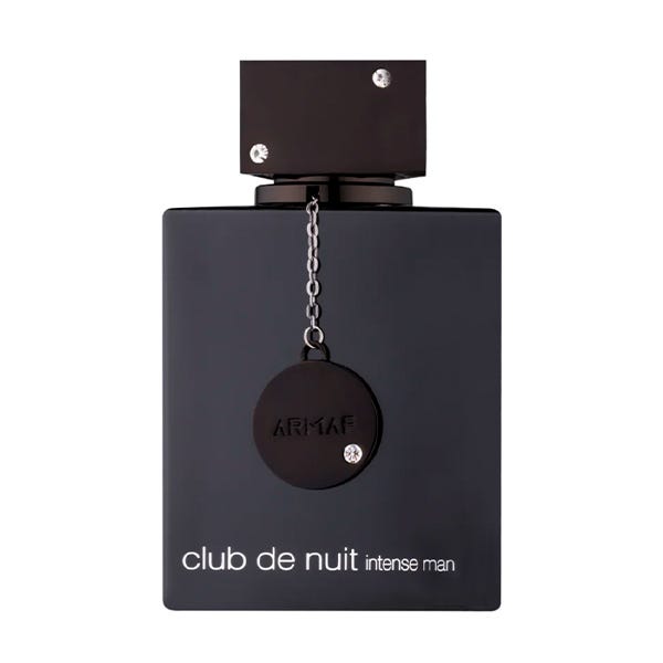 Frasco preto fosco de perfume ARMAF Club de Nuit Intense Man com tampa quadrada e distintivo pendurado.