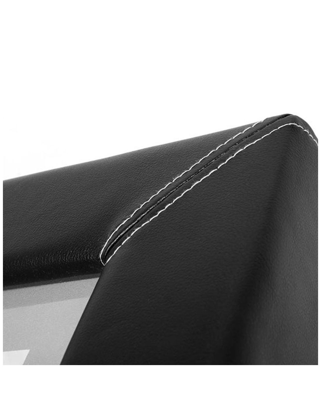 Canto de quadro revestido em pele sintética preta com costuras brancas