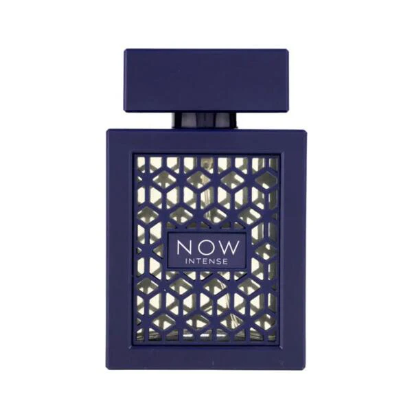 Frasco de perfume NOW INTENSE azul escuro com padrão geométrico