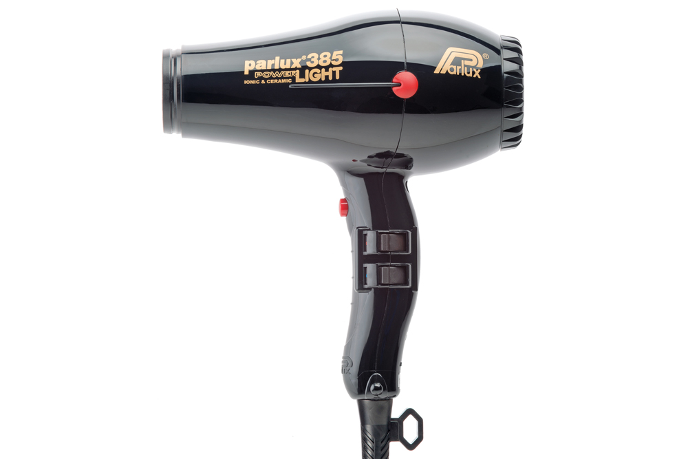 Secador de cabelo preto com texto dourado e detalhe vermelho