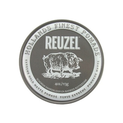 Embalagem redonda cinza de pomada REUZEL com texto e ilustração de porco