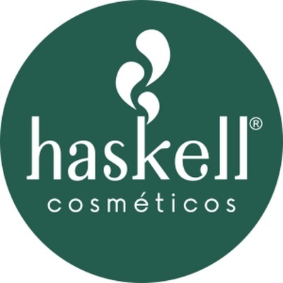 Logotipo da marca Haskell cosméticos em fundo verde escuro circular