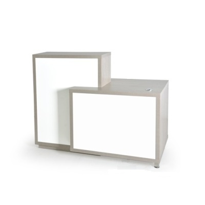 Móvel modular de madeira cinza claro e branco com dois cubos