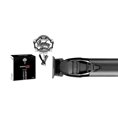 Máquina de cortar cabelo BaBylissPRO e caixa preta ao lado