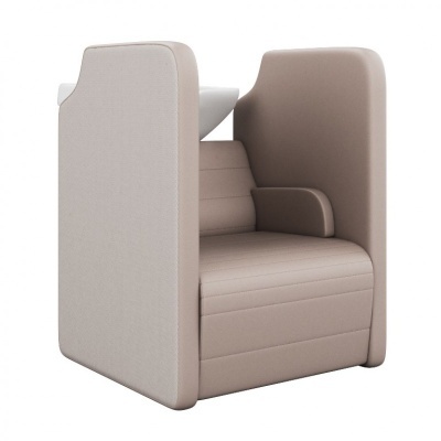 Cadeira de escritório acolchoada beige e rosa com encosto alto