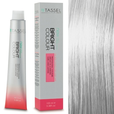 Tubo e embalagem de tinta para cabelo TASSEL Bright Colour ao lado de amostra de cabelo cinza prateado.