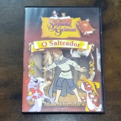 Capa de DVD animado 