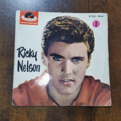 Capa de disco com foto de Ricky Nelson e texto Polydor music from usa